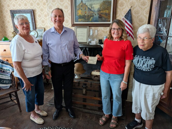 Richmond Community Picnic to feature 1976 time capsule opening